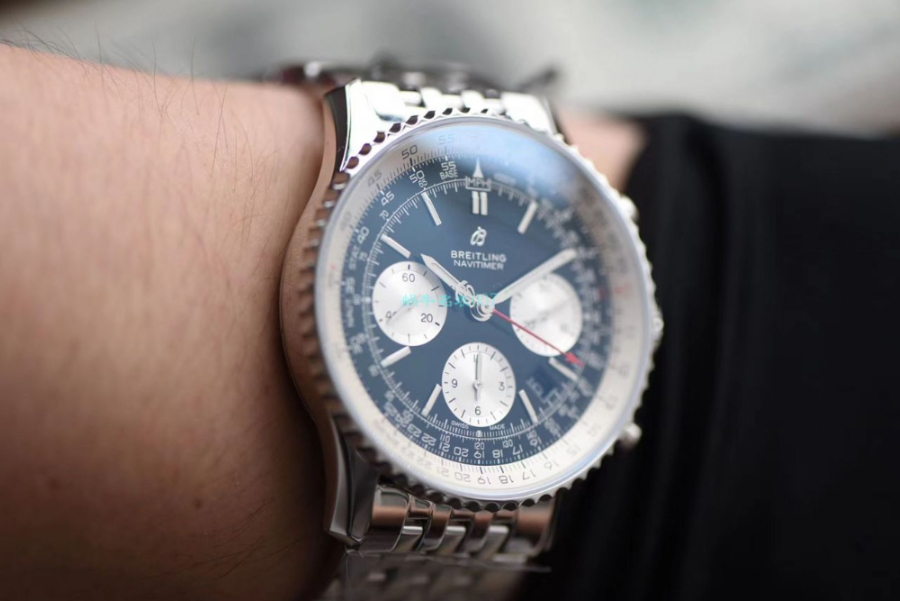 breitling_xxxxx_big_00003.jpg