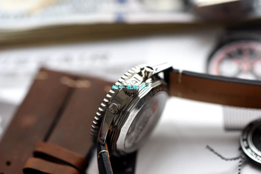 breitling_xxxxx_big_00018.jpg