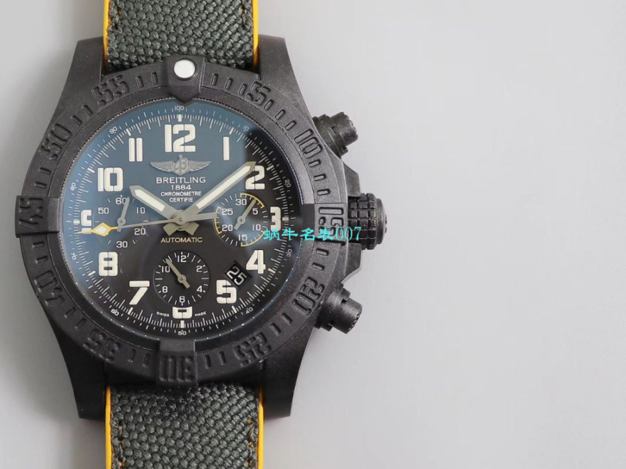 breitling_xxxxx_big_00003.jpg