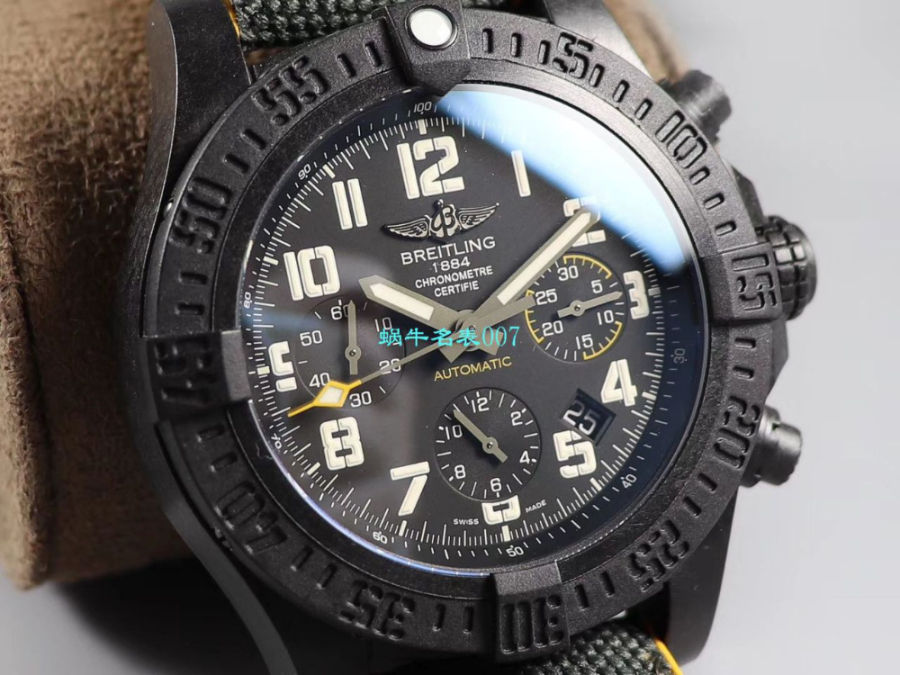 breitling_xxxxx_big_00005.jpg