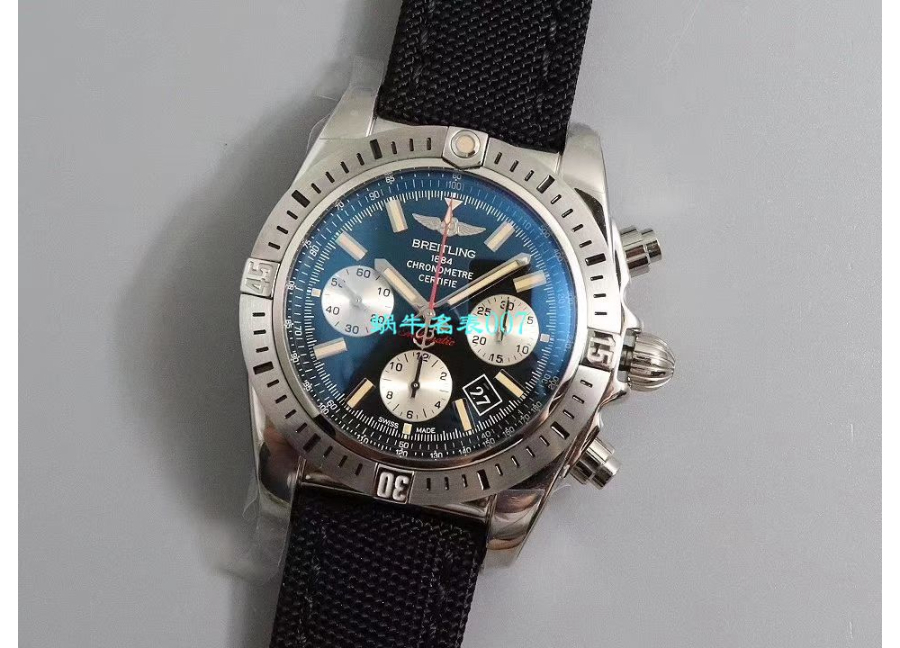 breitling_xxxxx_big_00003.jpg