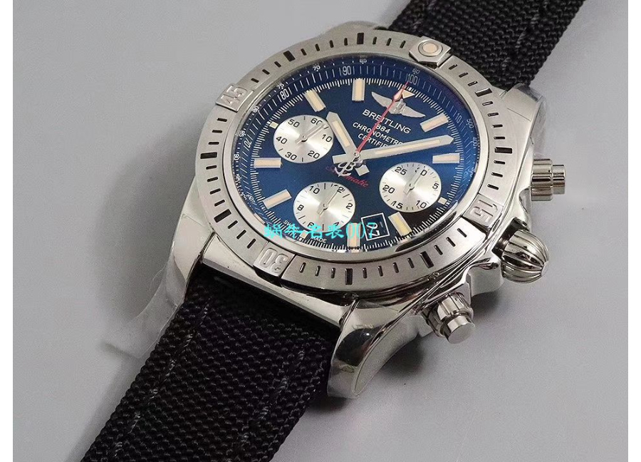 breitling_xxxxx_big_00004.jpg