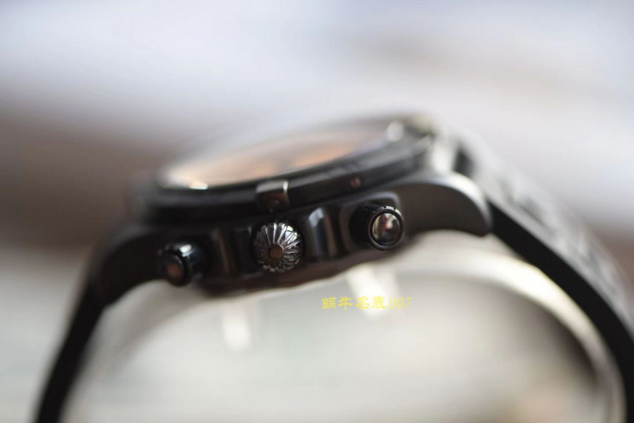 breitling_xxxxx_big_00006.jpg