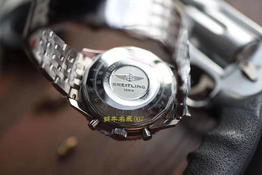 breitling_xxxxx_big_00010.jpg