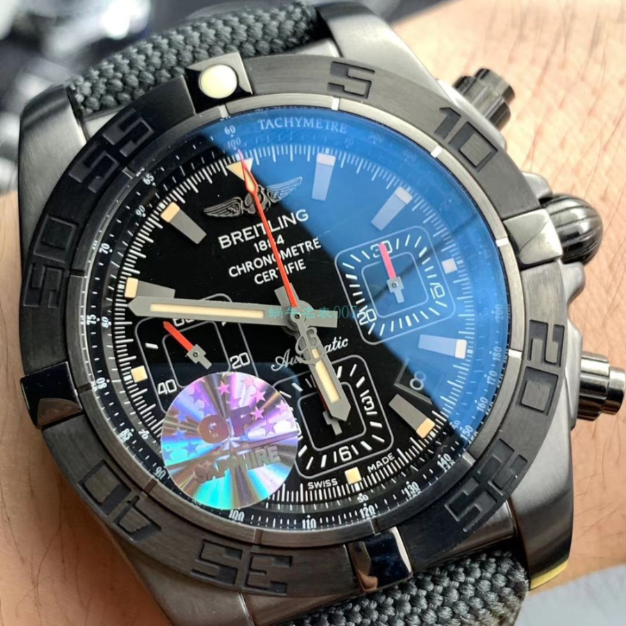 breitling_xxxxx_big_00004.jpg