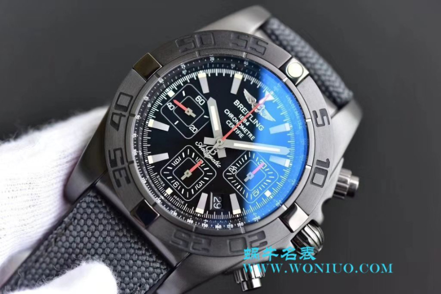 breitling_xxxxx_big_00006.jpg