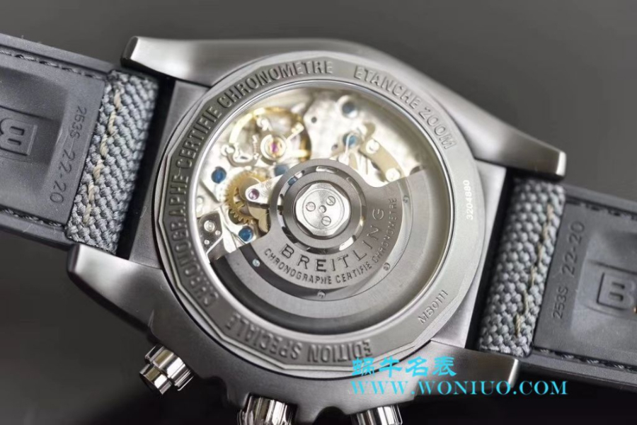 breitling_xxxxx_big_00011.jpg