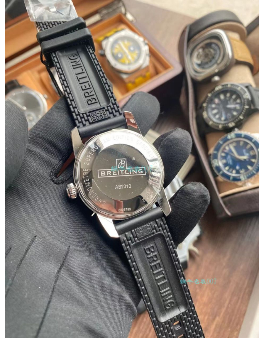 breitling_xxxxx_big_00009.jpg