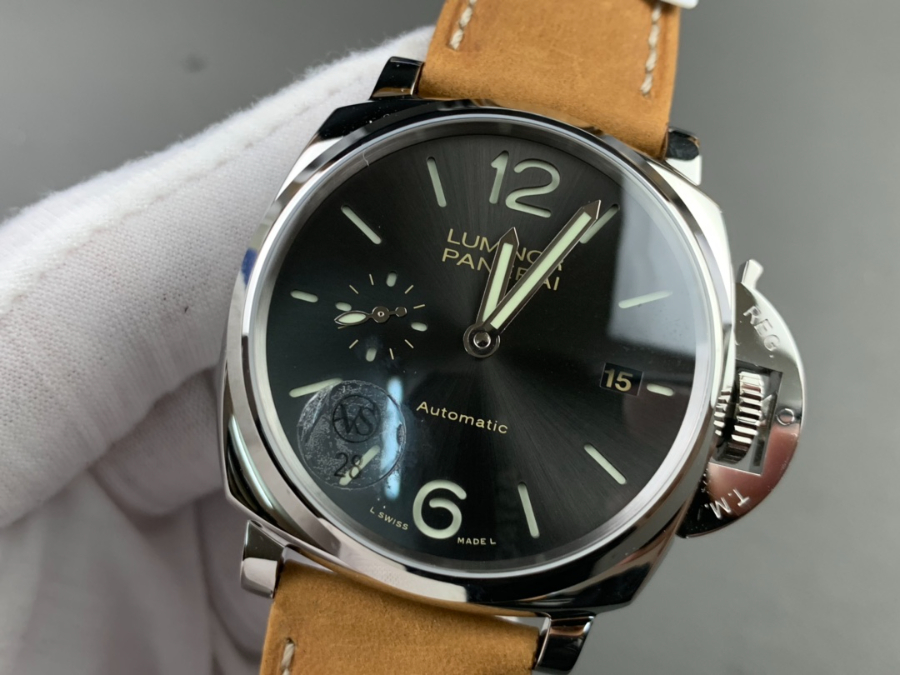 panerai_xxxxx_big_00003.jpg