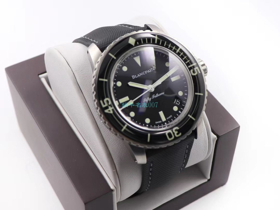 blancpain_xxxxx_big_00008.jpg