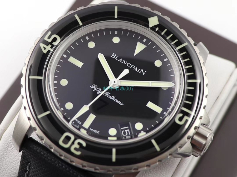 blancpain_xxxxx_big_00009.jpg