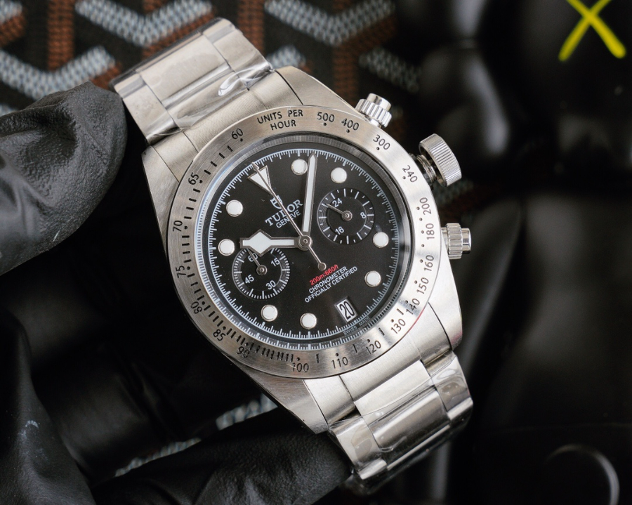 tudor_xxxxx_big_00002.jpg