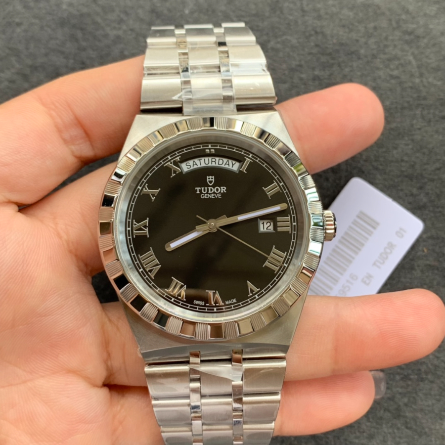 tudor_xxxxx_big_00001.jpg