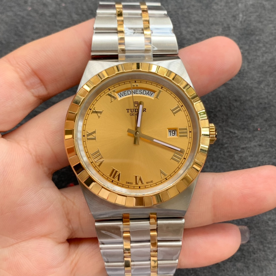 tudor_xxxxx_big_00001.jpg