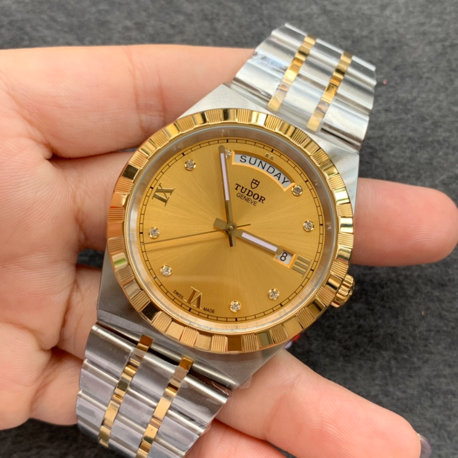 tudor_xxxxx_big_00003.jpg