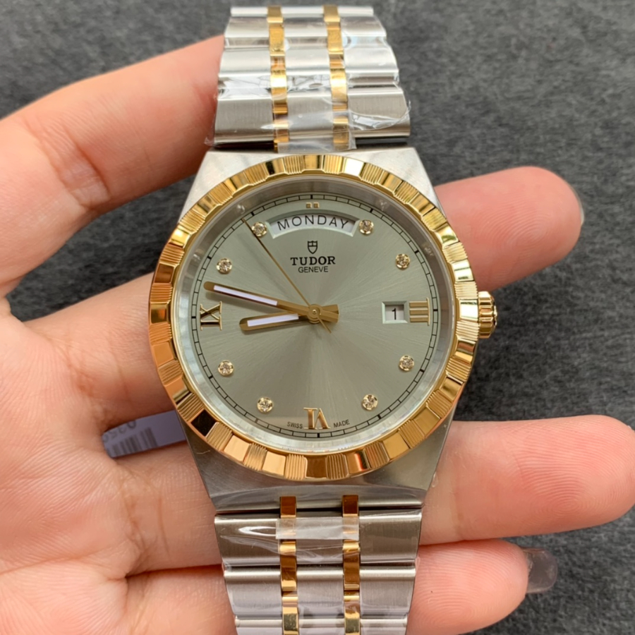 tudor_xxxxx_big_00001.jpg