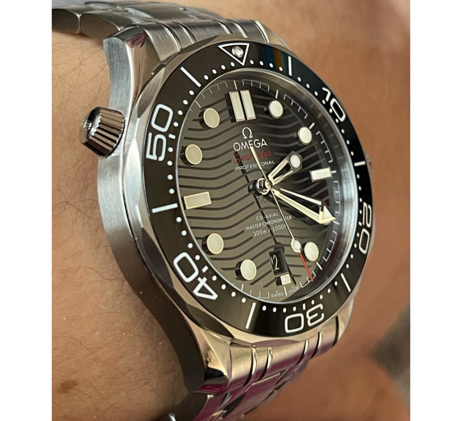 omega_xxxxx_big_00012.jpg