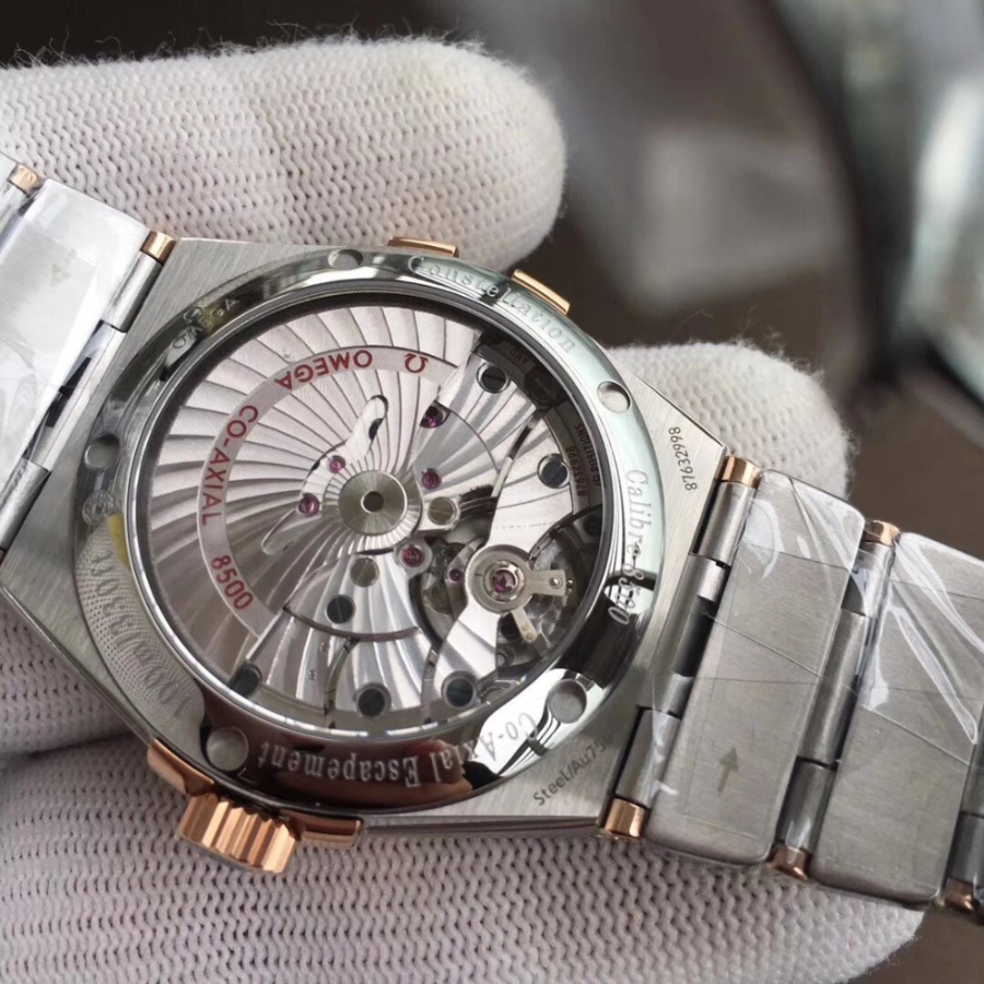 omega_xxxxx_big_00009.jpg