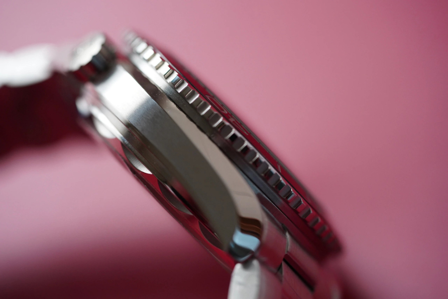 omega_xxxxx_big_00007.jpg