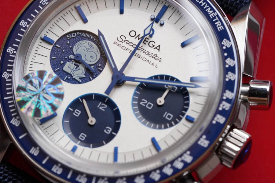 omega_xxxxx_big_00012.jpg