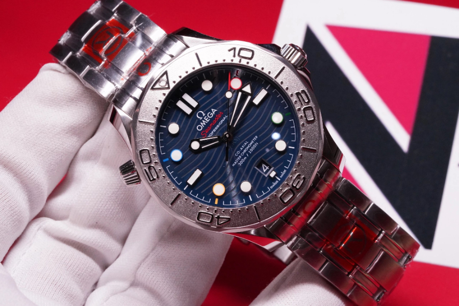 omega_xxxxx_big_00009.jpg
