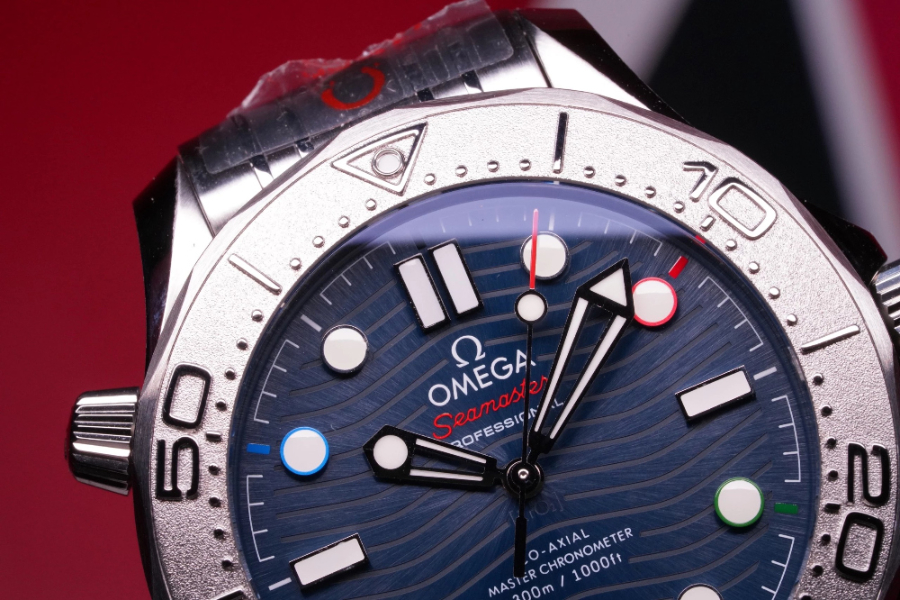 omega_xxxxx_big_00013.jpg