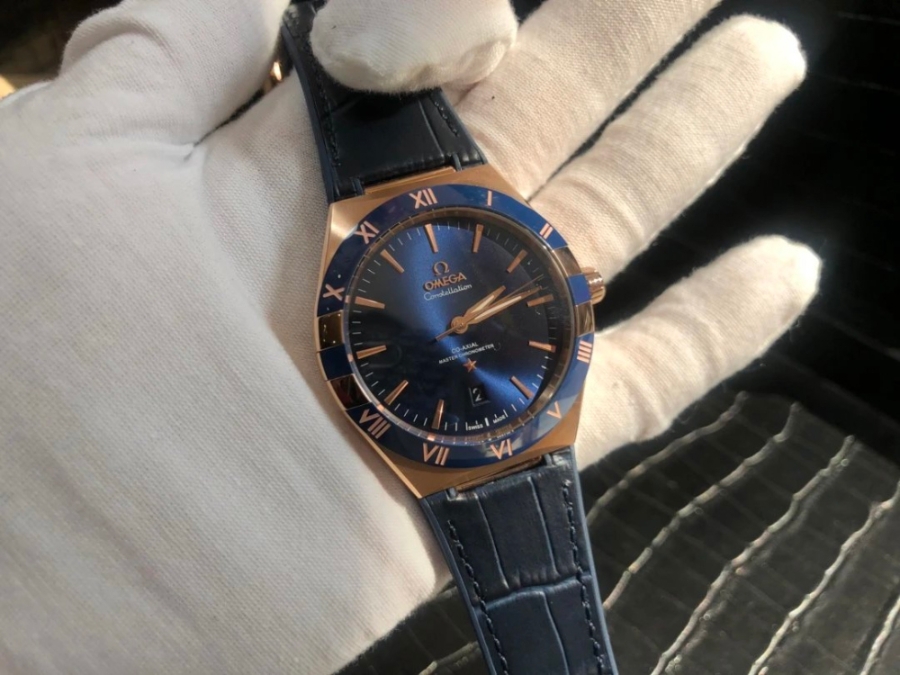 omega_xxxxx_big_00006.jpg