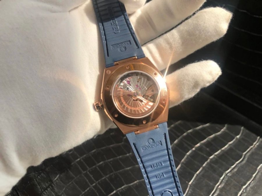 omega_xxxxx_big_00014.jpg