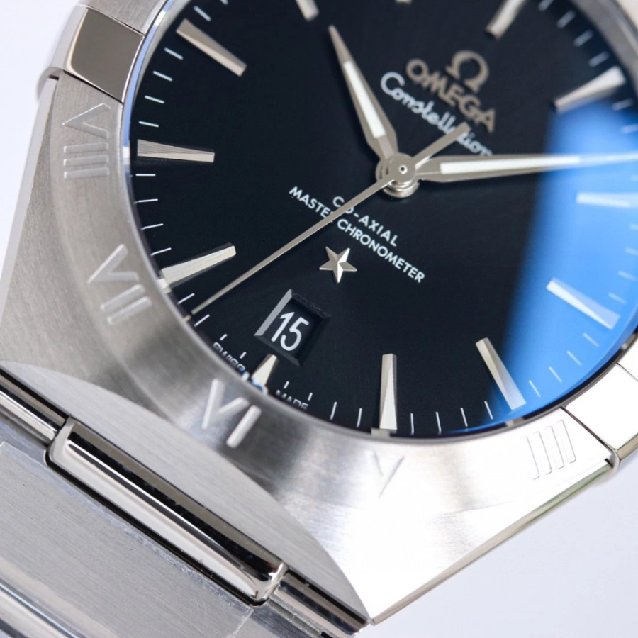 omega_xxxxx_big_00006.jpg