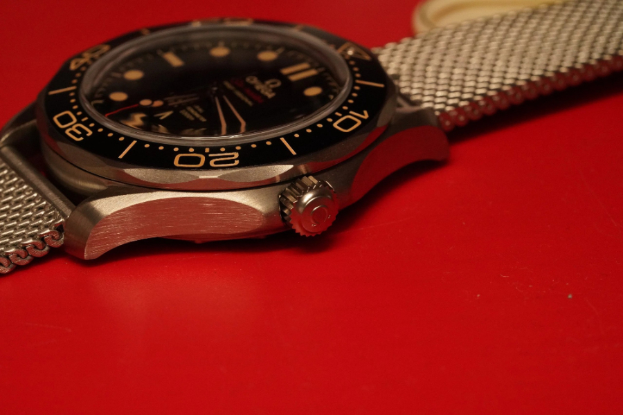 omega_xxxxx_big_00025.jpg