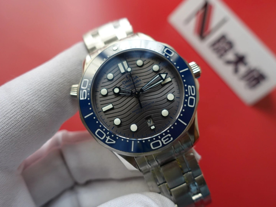 omega_xxxxx_big_00018.jpg