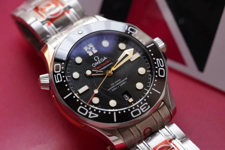 omega_xxxxx_big_00009.jpg