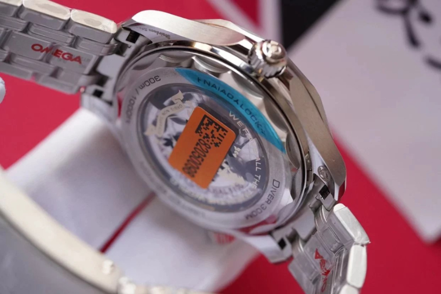 omega_xxxxx_big_00016.jpg
