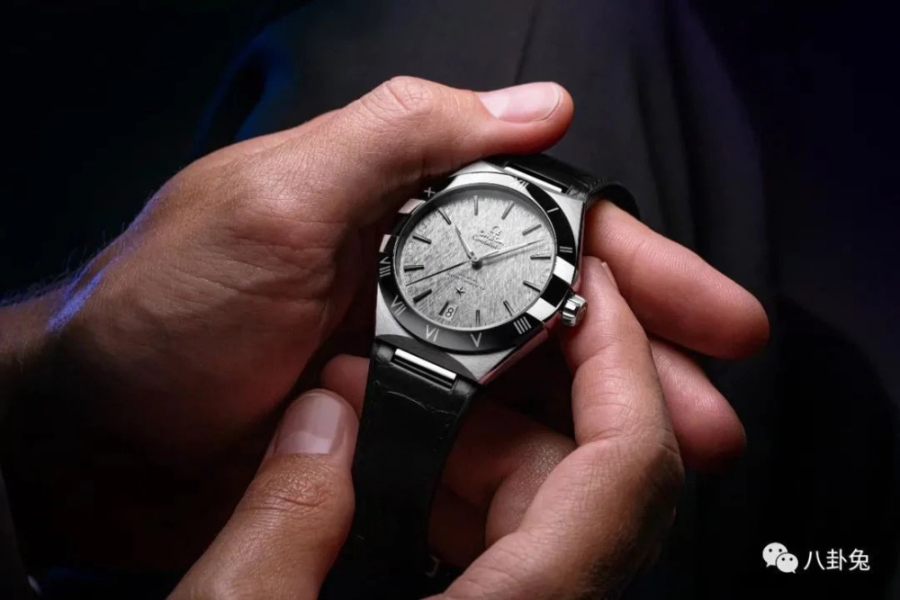 omega_xxxxx_big_00004.jpg