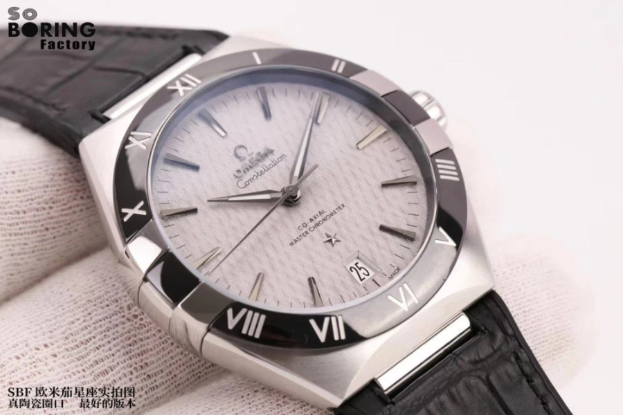 omega_xxxxx_big_00009.jpg