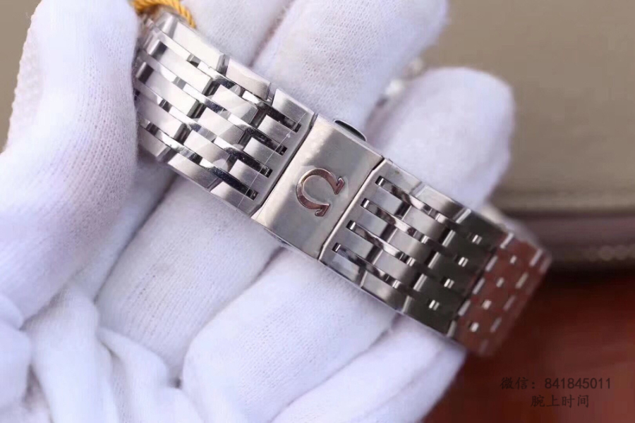 omega_xxxxx_big_00011.jpg