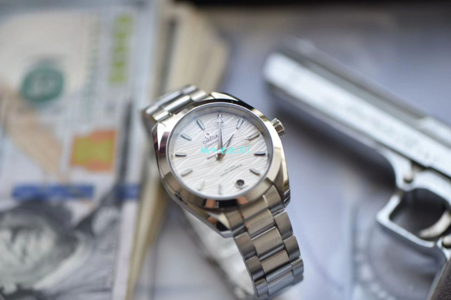 omega_xxxxx_big_00006.jpg