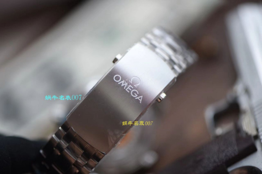 omega_xxxxx_big_00017.jpg